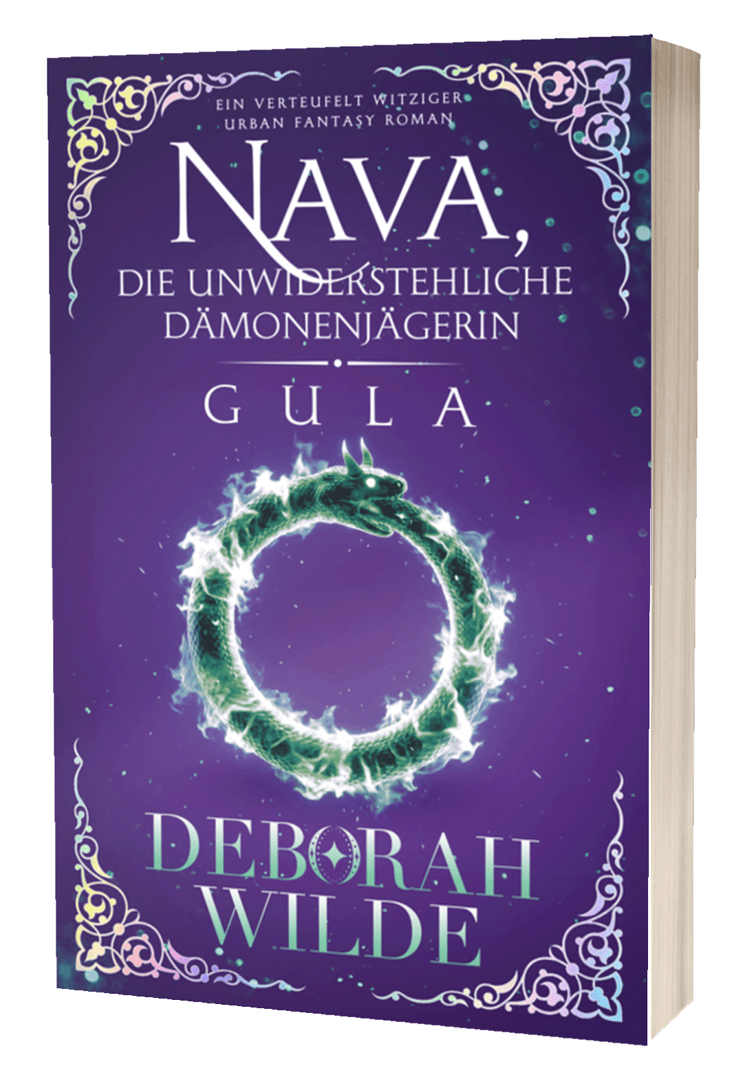 Paperback cover of "Nava Die Unwiderstehliche Damonenjagerin Gula" by Deborah Wilde. A brunette wearign a t-shirt with a "no demons" logo puts a lollipop to her lips as lightning forks around her and the Vancovuer waterfront.